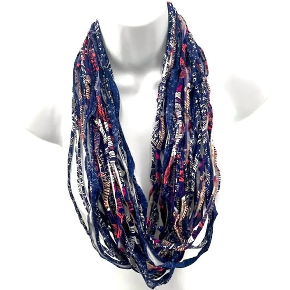 Dona Bela Shreds Shred Lite upcycled fabric necklace scarf boho jewelry NEW NWOT